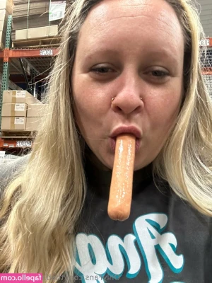 theblondebabee - Amateur 69 and Doggystyle fuck 7 minute video  Who's in the mood for