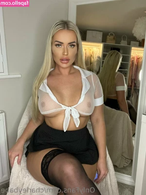 laurenbabex - Feeling myself in the morning