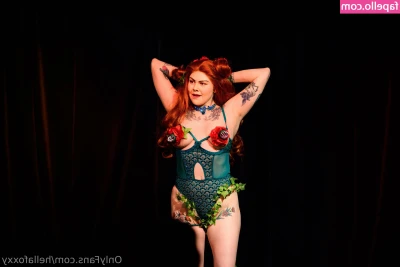 hellafoxxy - What have you got planned today babe?