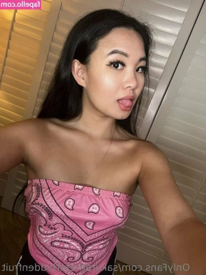 sakuratheforbiddenfruit - I love to fulfill fantasies