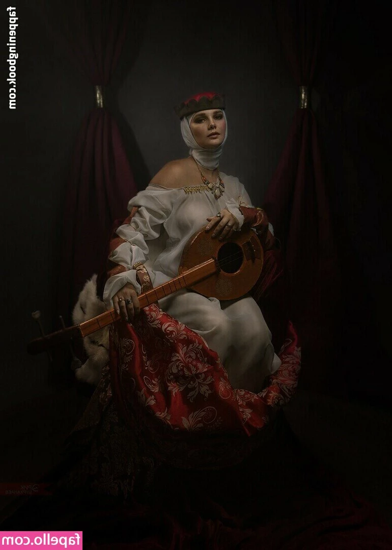 Natalia Tihomirova [ natalia-tihomirova ] - I would love you to finger my pussy slowly while you suck, nibble and