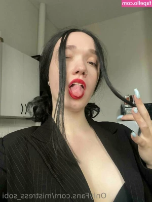 mistress_sobi [ mistress-sobi ] - Dad s Friday Night Session