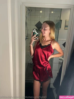 missmakaylabaddie [ missmakaylabaddie-1 ] - Dad Life