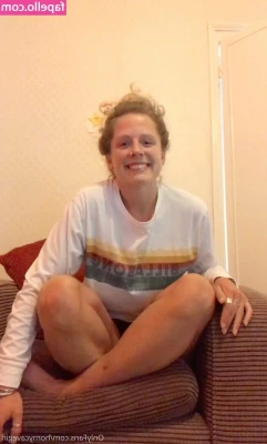 hornycavegirl - Don t you want to touch it part 1