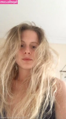 hornycavegirl - good morning yall