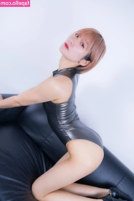 Kurusu Usako [ kurusu-usako ] - Happy Halloween you horny devils