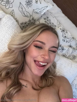 taviathevix [ taviathevix-4 ] - Photoset Part 2 (40 pics) 🤎🌰🤎 Swipe and get me Hard 🩷