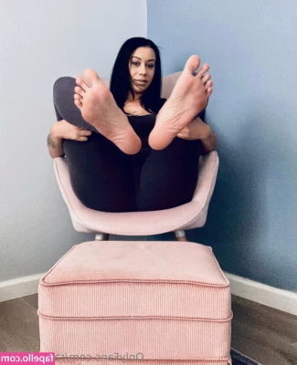 raewest817 - I knowwww! you love seeing me wet baby Click rebill RN and you’ll