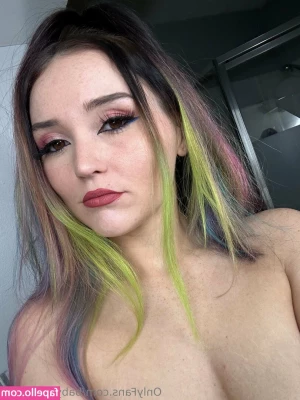 babynickibfree - I want my legs wrapped around your head