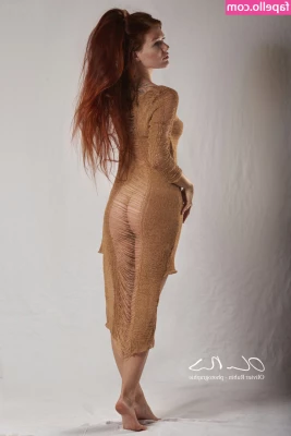 Mia Sollis [ mia-sollis ] - Lazy  rainy  weather vibes