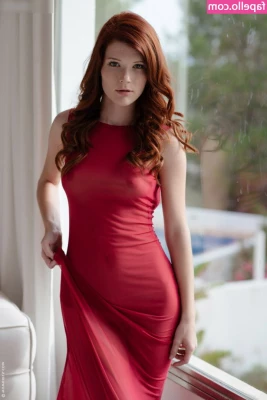 Mia Sollis [ mia-sollis ] - It s a sign to take that damn tree down  Fuck them kids   they ain t