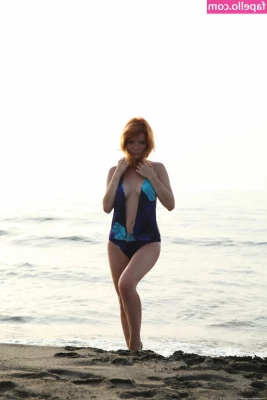Mia Sollis [ mia-sollis ] - 4sum with @loadsoflonnie @bevbaanks & @otmdee