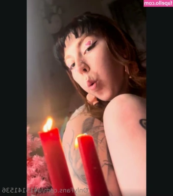 u415141536 - Huge toy that I stuck almost all of it in my tight pussy 🥵