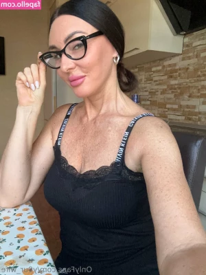 y0ur_wife [ y0ur-wife-3 ] - U cummin to bed with me