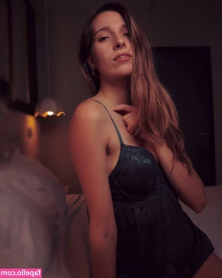 irisascensao - (been mia) Now fall in line, drop to your knees and do a cock