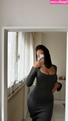 Donatella Sansalone [ donatella-sansalone ] - Let me say something  Tonight s going to be HUGE