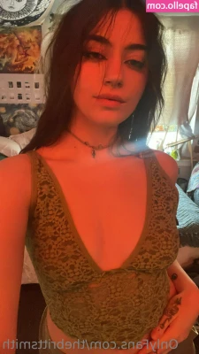 thebrittsmith - Which tight hole would you fuck first?😈
