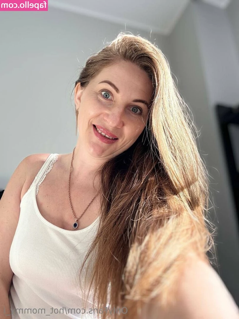 hot_mommy_i [ hot-mommy-i ] - Customs and panties 25  off