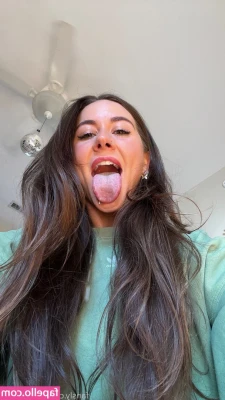 KendrikCay - She rubbed the TENGA against his clitoris and climaxed hard.