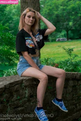 Tori Thomas [ tori-thomas ] - Will you take me on your space ship?❤️