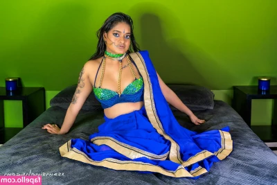 Sam Singh [ sam-singh ] - Hot vid of me fingering my ass & using a dildo in my pussy… I