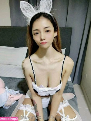 Yumi Love Doll [ yumi-love-doll ] - quick question!  if i put my price up a lil, would you stay?