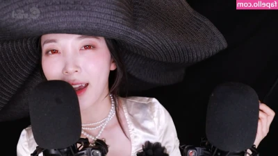 Eunzel ASMR [ eunzel-asmr ] - Sexy boobs ...🍒  My tits say hello👅 Wanna see me touching