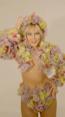 Perrie Edwards [ perrie-edwards ] - I like it wet     Join me on  Nicolekittxo and tell me all your