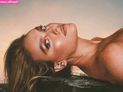 Perrie Edwards [ perrie-edwards ] - I need a good spanking