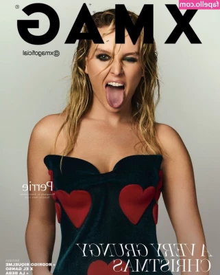 Perrie Edwards [ perrie-edwards ] - Snatch my bj video in your DM 👀 Love slurping up cum 😋