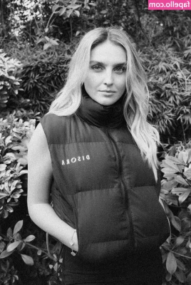 Perrie Edwards [ perrie-edwards ] - Hola