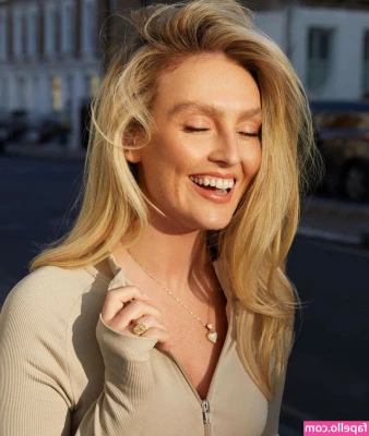 Perrie Edwards [ perrie-edwards ] - Check your DMs for free pussy pics
