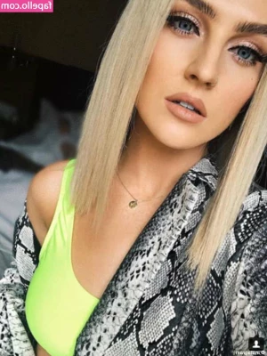Perrie Edwards [ perrie-edwards ] - my short arms can t reach   can you put it in for me   pleeeaseeee