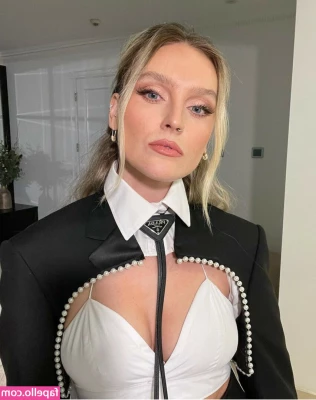 Perrie Edwards [ perrie-edwards ] - Who wants to play