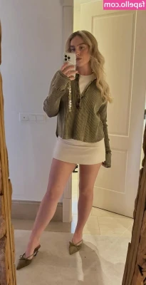 Perrie Edwards [ perrie-edwards ] - So clean and so tasty