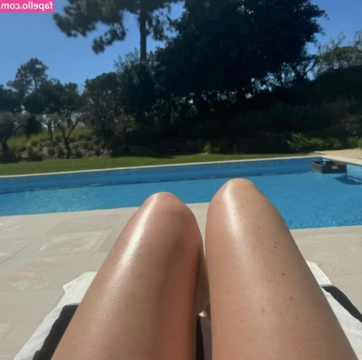 Perrie Edwards [ perrie-edwards ] - Would you breed me in my thigh highs? 💦