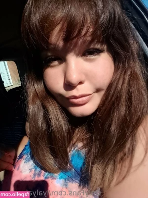 lyalyahooters - just accidentally gave quite the show to two men when i chose to