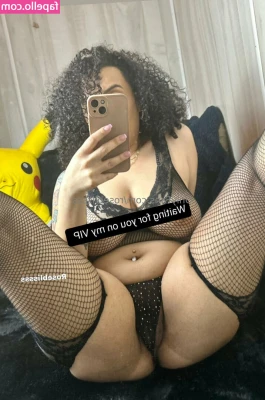 roseblissss - I love it when you look up at me like that. 💦