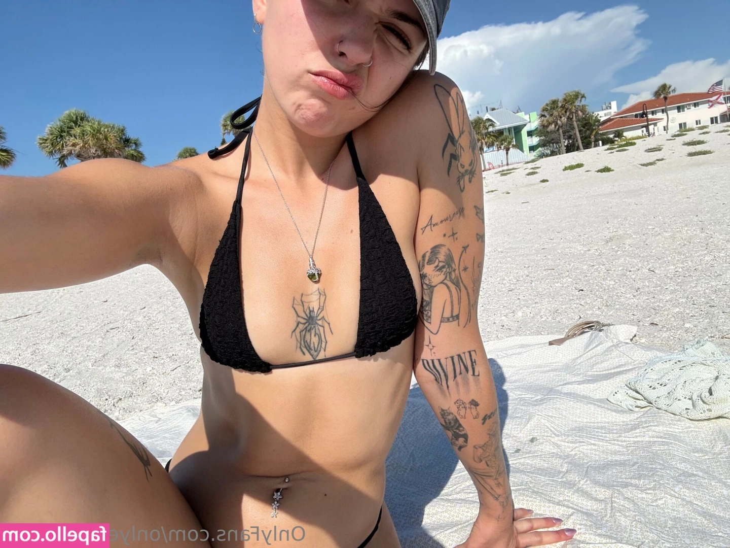 onlyevamariexx - A few photos of the extremely naughty side of Mischief Mischief after