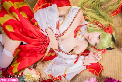 楊衣 YangYi [ yangyi ] - wanna wiggle and grind on you 🥵🥰