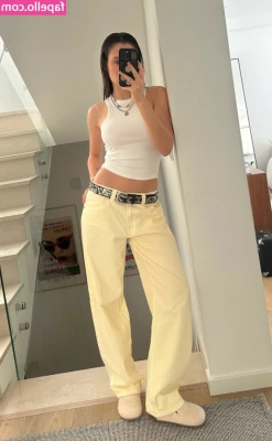 Daniela Melchior [ daniela-melchior ] - Chill in bed with me? 🥰