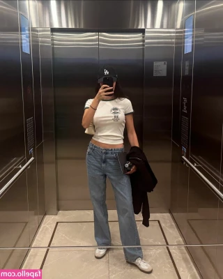 Daniela Melchior [ daniela-melchior ] - Tuesday's are for titties