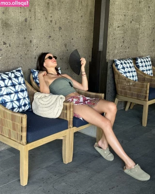 Daniela Melchior [ daniela-melchior ] - Summer is the best time