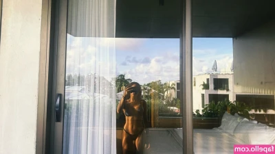 Daniela Melchior [ daniela-melchior ] - Fatevi tante sborrate mentre faccio la porcellina in questo video😜