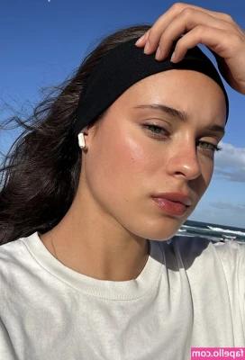 Daniela Melchior [ daniela-melchior ] - Sandy vibes 😋 Grease ⚡ Baby