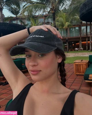 Daniela Melchior [ daniela-melchior ] - TIP $19 if you want this sweet madness video with mу and