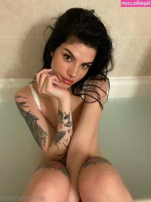 thrasherlewds - Would you like to fuck me in this position?😳👌👈 It's so nice