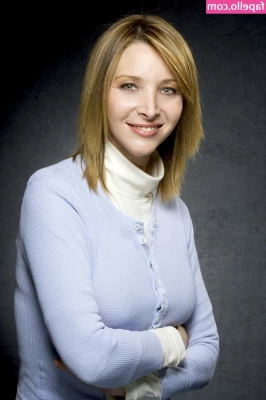 Lisa Kudrow [ lisa-kudrow ] - Spontaneous Peach photos