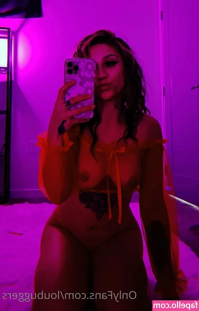 frigginlou - come here and eat me 😏🤤