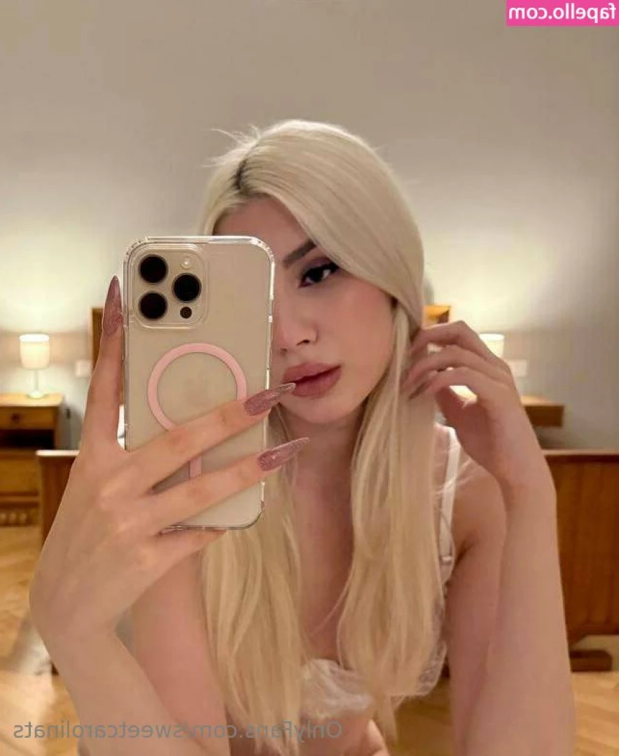 sweetcarolinats - Wanna do me from behind